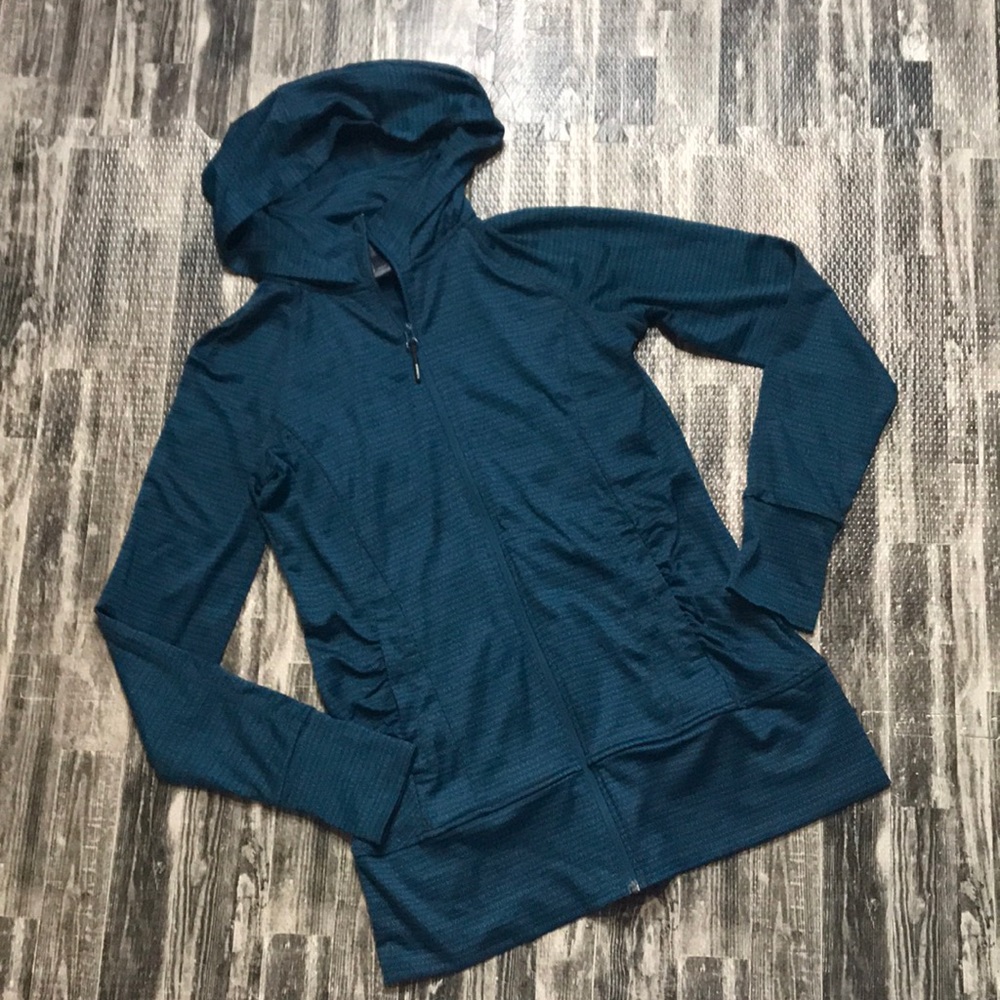 Athletic hooded zip up top small